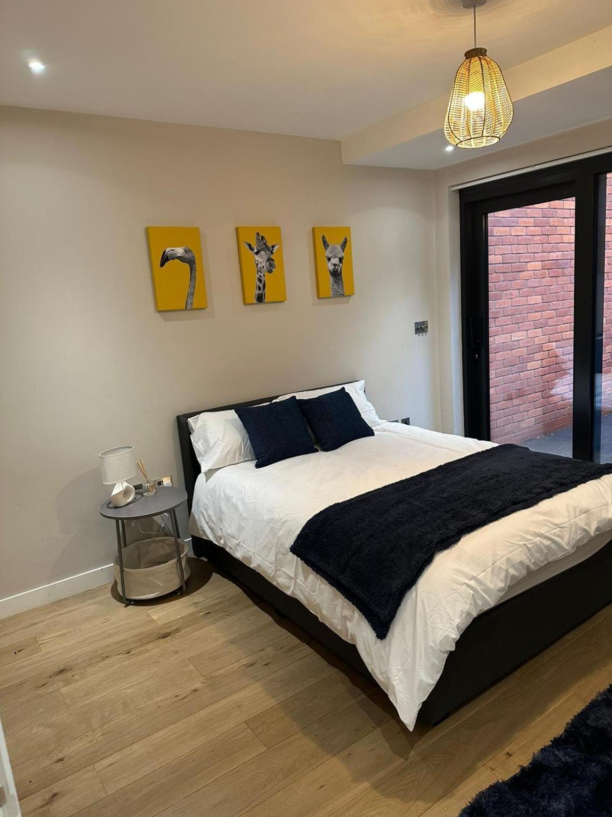 Richardson Deluxe Apartments - 3 Bed London Exterior foto